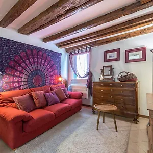 Apartment Piccolo - Cozy In The Heart Of Authentic, Venedig